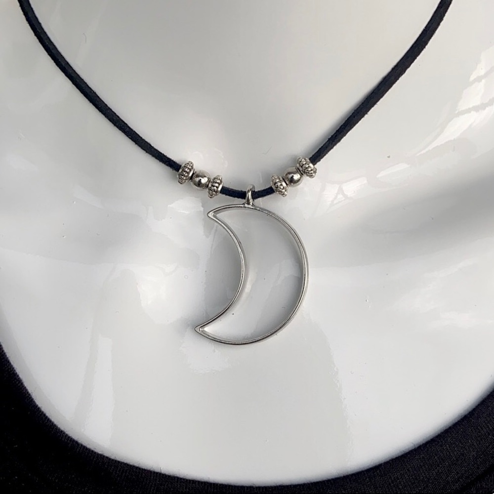 moon black suede adjustable necklace